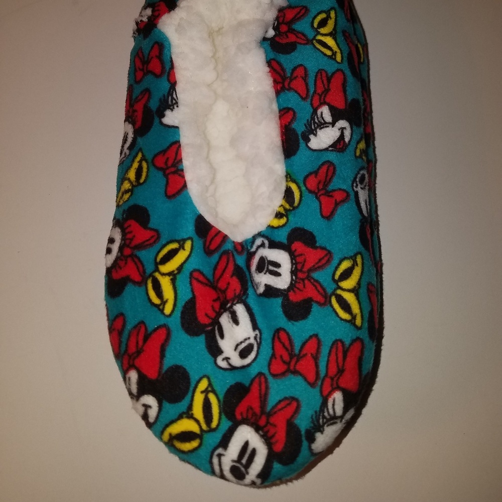 Disney minnie mouse fuzzy babba women slipper sock